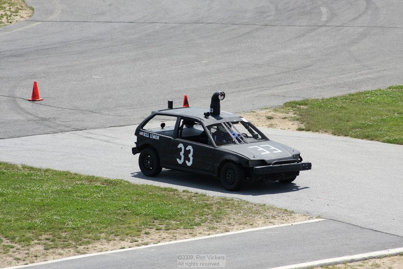 Illustration for article titled The 24 Hours Of LeMons New England 2009 Über Gallery, Part 2